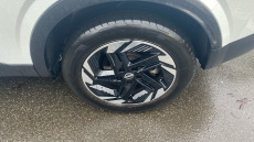 Nissan Qashqai 1.3 DiG-T MH 158 N-Connecta 5dr Petrol Hatchback